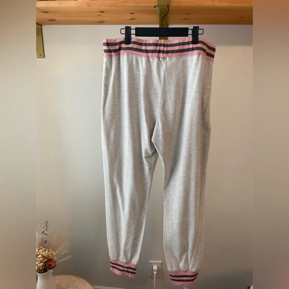 2 Piece Mickey Set: Official Disney Parks Hooded Lounge Set, XL - Picture 6 of 6